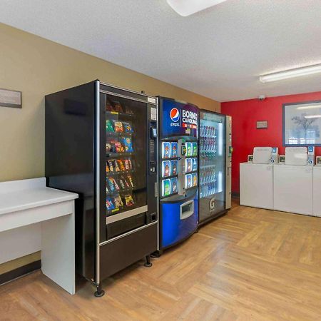 Extended Stay America Select Suites - Greensboro - Wendover Ave - Big Tree Way Exteriér fotografie