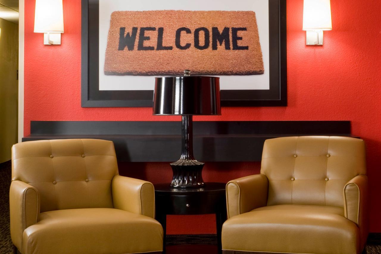 Extended Stay America Select Suites - Greensboro - Wendover Ave - Big Tree Way Exteriér fotografie