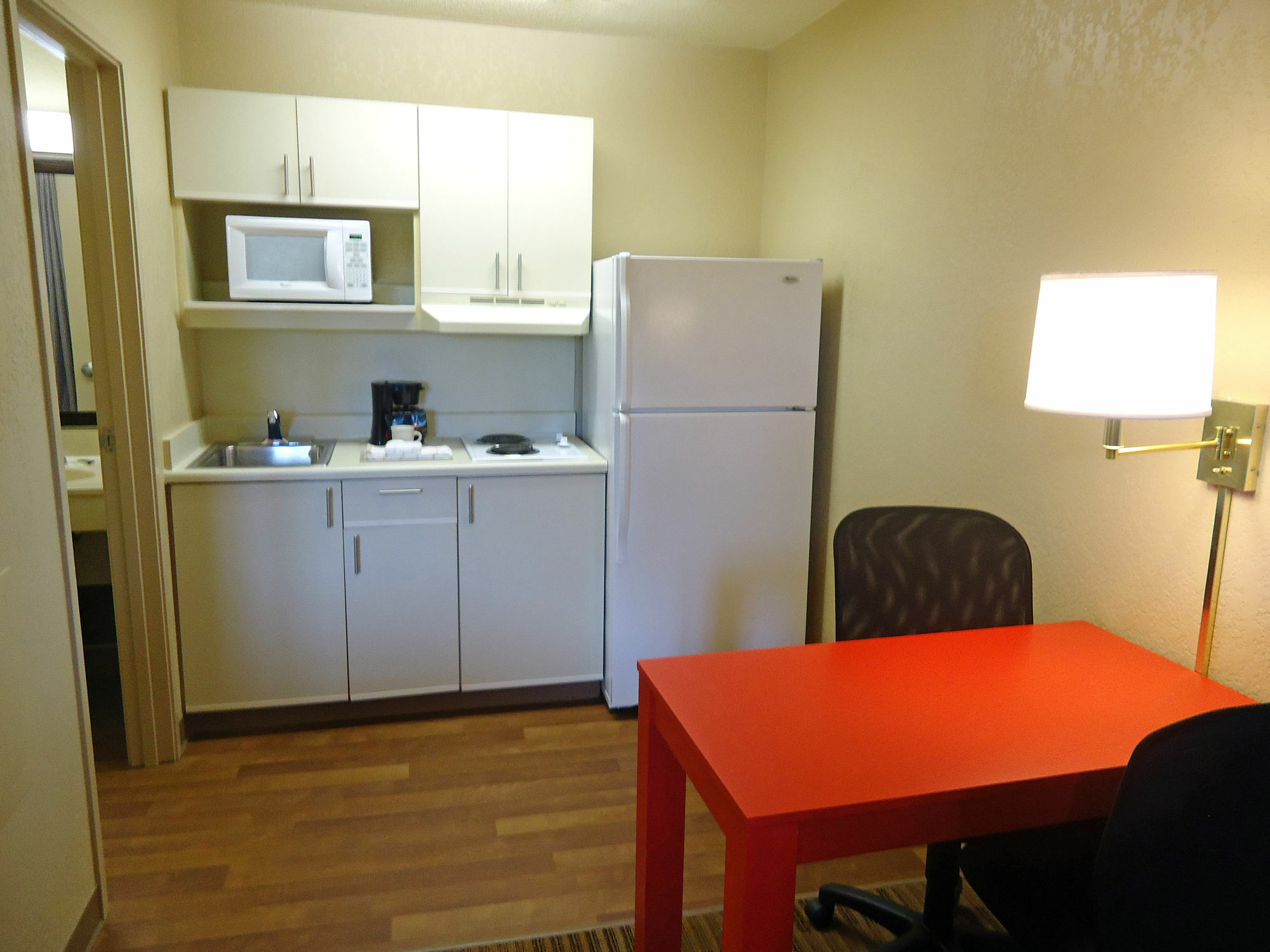 Extended Stay America Select Suites - Greensboro - Wendover Ave - Big Tree Way Exteriér fotografie
